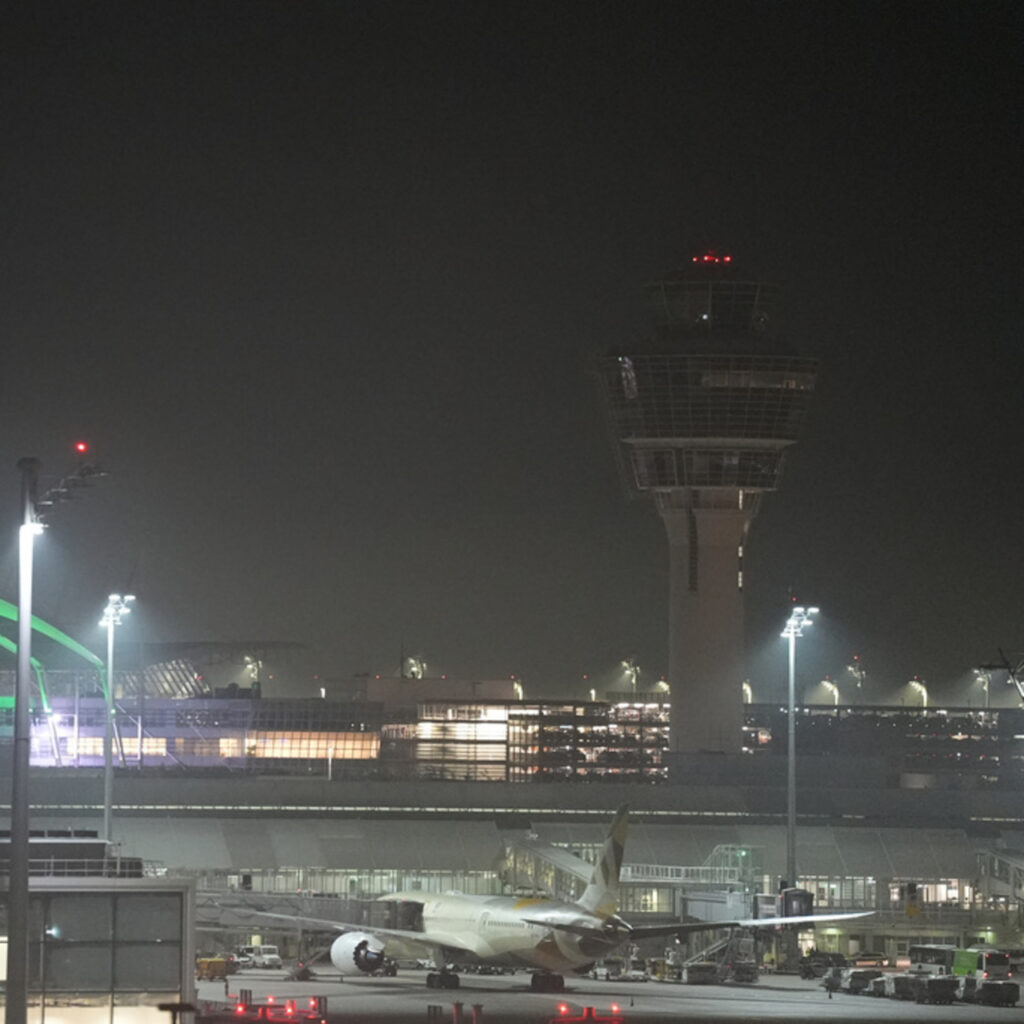 Münih Havalimanı’nda drone alarmı