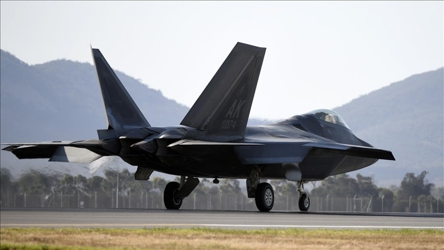 NATO Şefi’nden ilginç espri: ‘F-35 alsanız bile, 10 yıl sonra gelir’