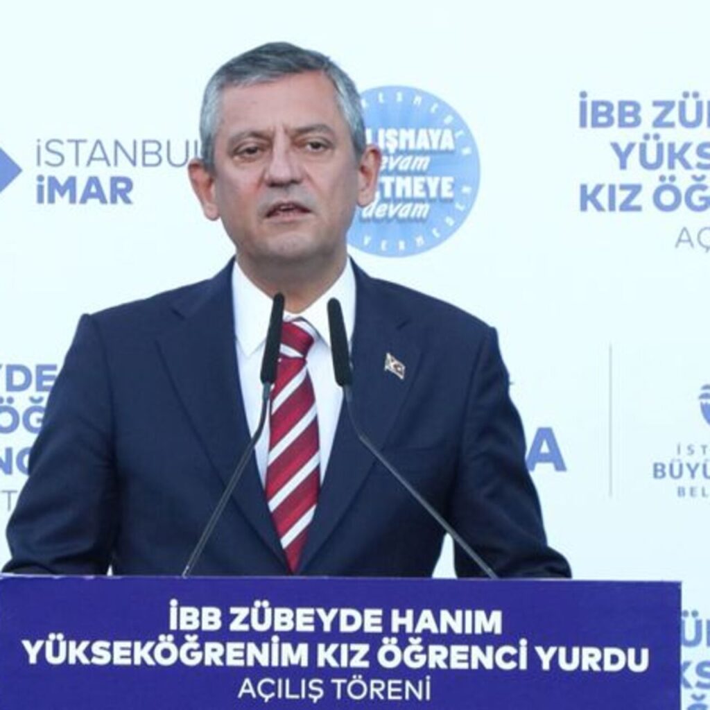 Özel, İstanbul’da öğrenci yurdu açılışında konuştu