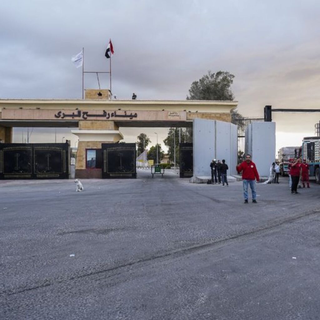 Refah pazartesi günü açılacak