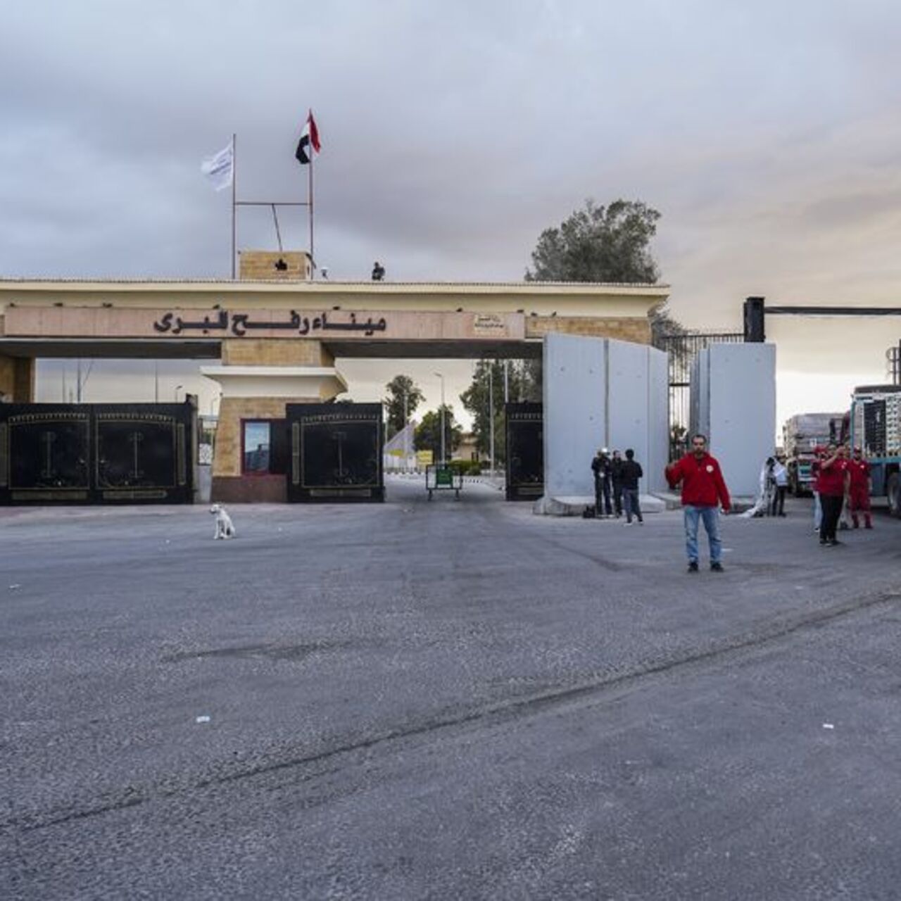 Refah pazartesi günü açılacak