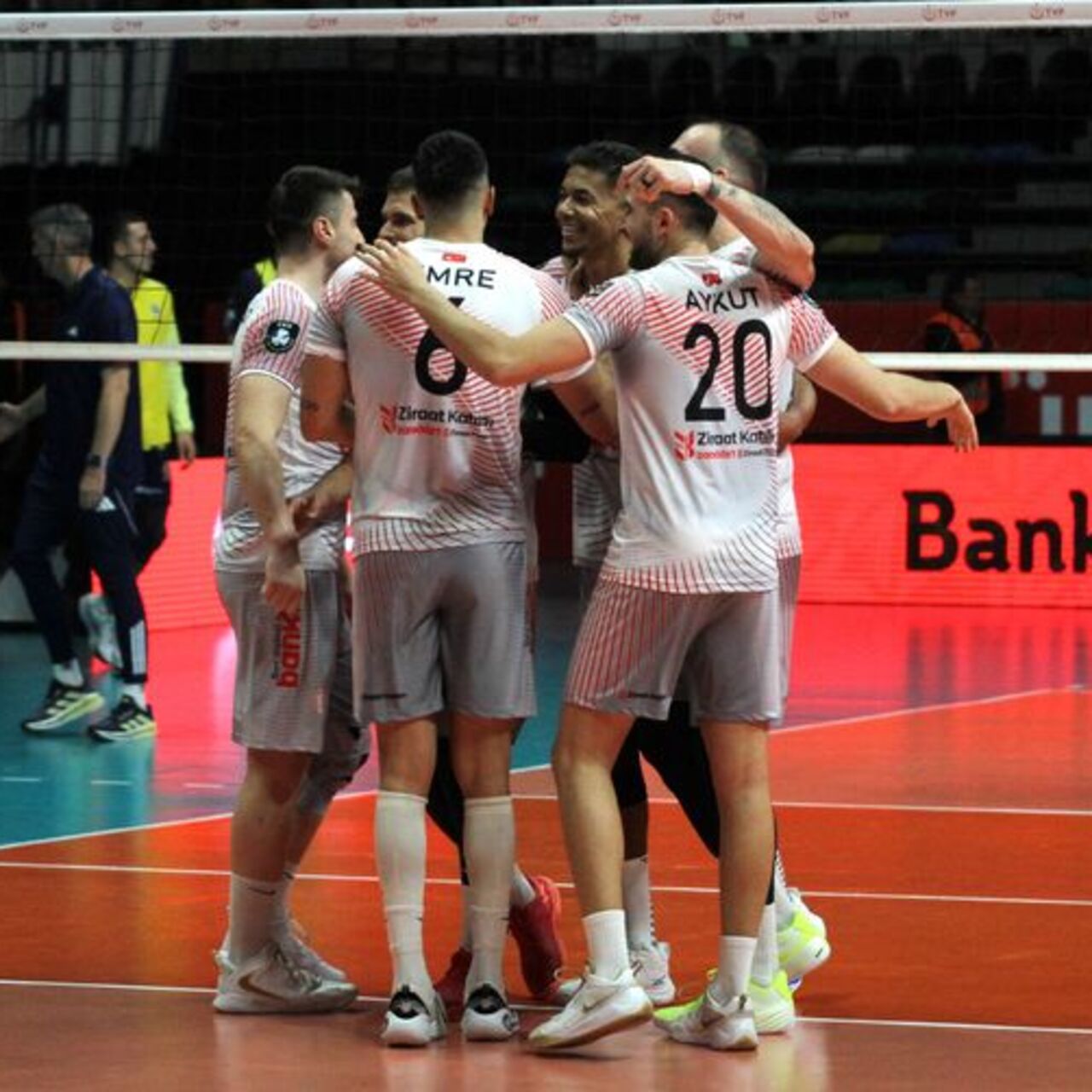 Şampiyonlar Kupası şampiyonu Ziraat Bankkart!