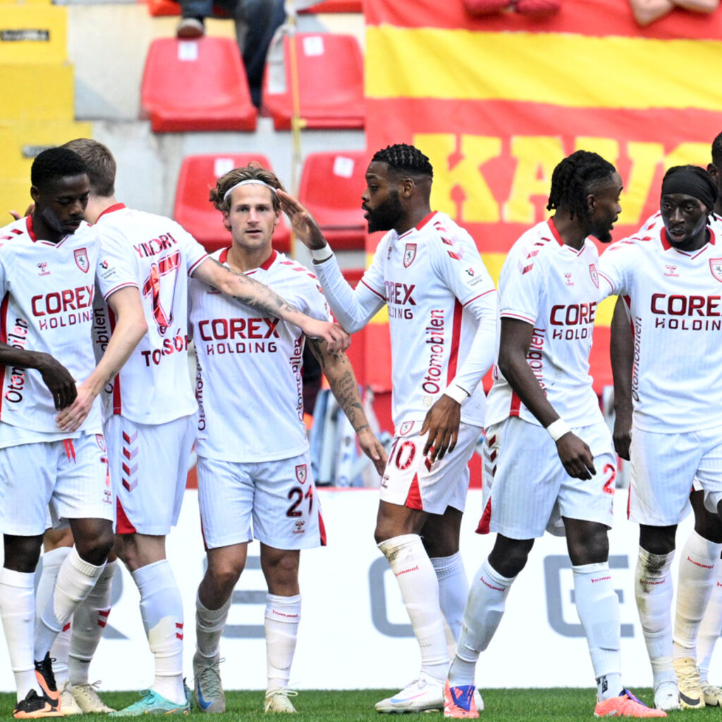 Samsunspor deplasmanda 3 golle kazandı!