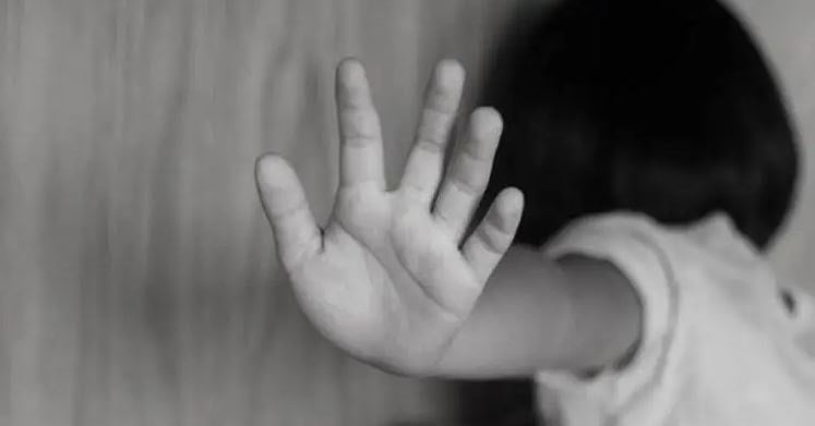 Selanik’te iğrenç olay! 6 yaşındaki çocuğa istismar