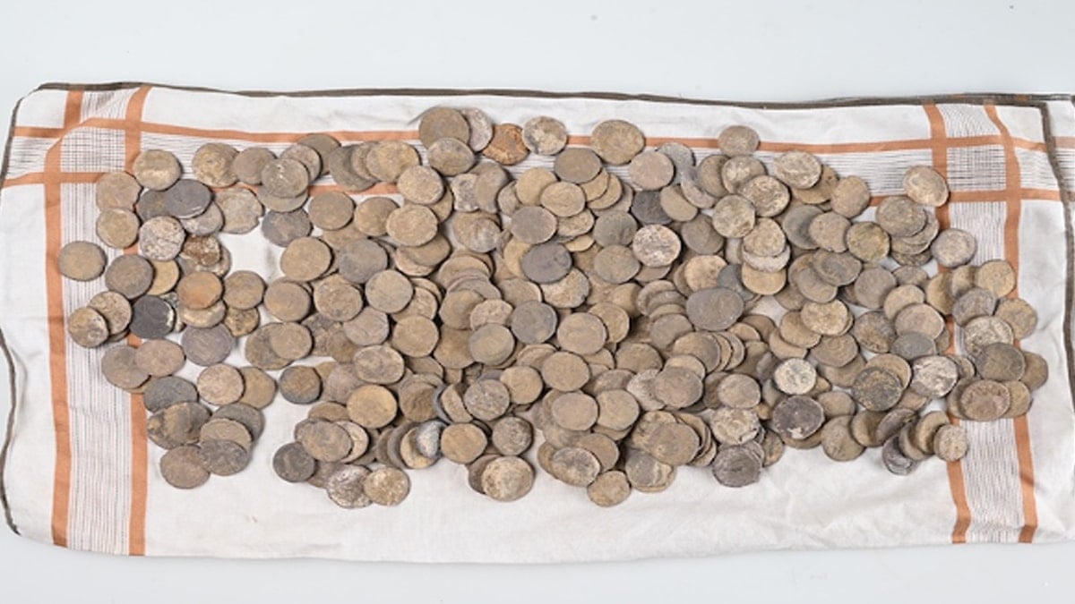 Tesadüfen bulduğu hazineyi yıllarca gizledi: Değeri rekor kırdı