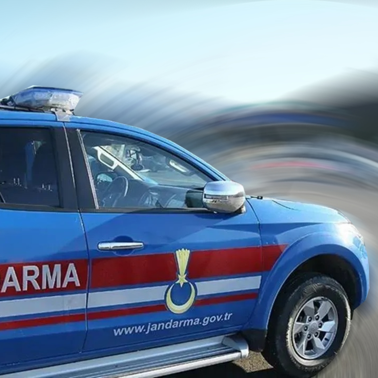 Ünlü isimlere uyuşturucu operasyonu!