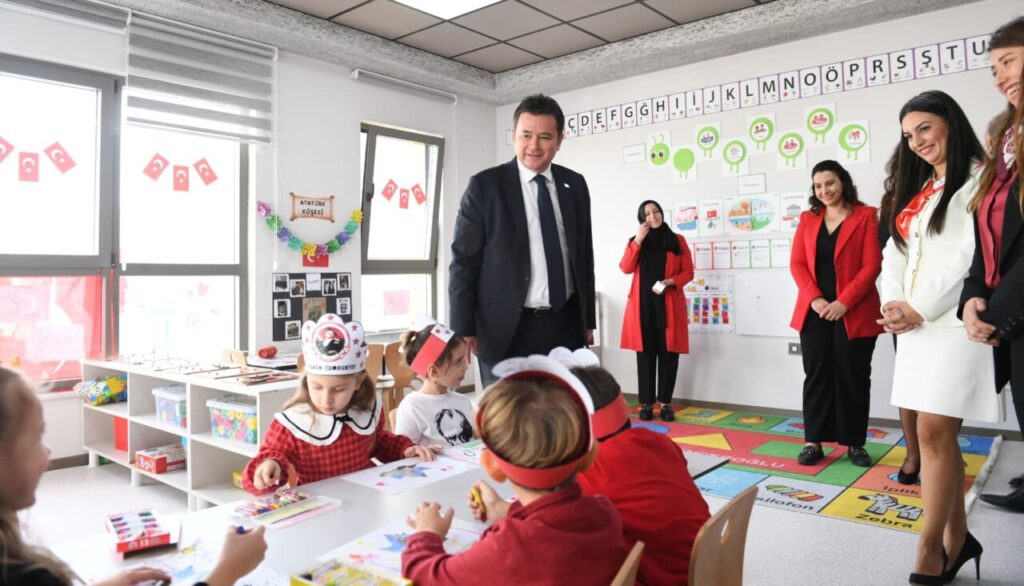 Osmangazi Belediyesi’nin Kreşlerinde Cumhuriyet Coşkusu
