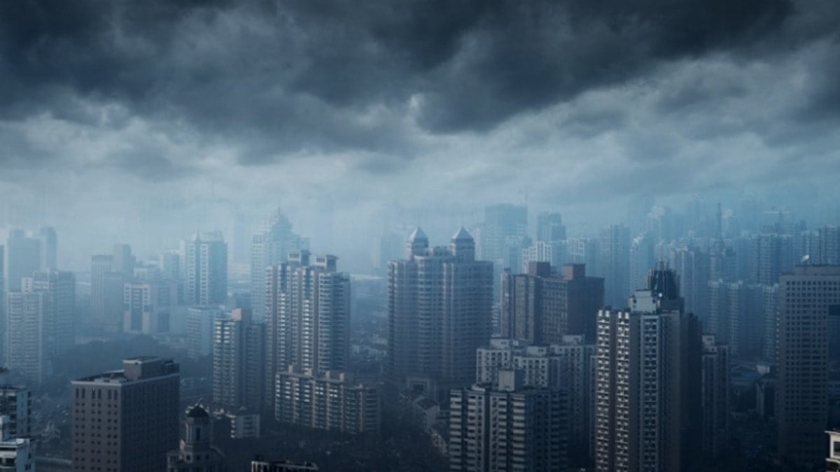 100 bin kişi tahliye edildi: Depremlerin ardından süper tayfun vuracak