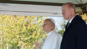 Cumhurbaşkanı Erdoğan: Papa’nın ilk ziyaretini Türkiye’ye yapması anlamlı