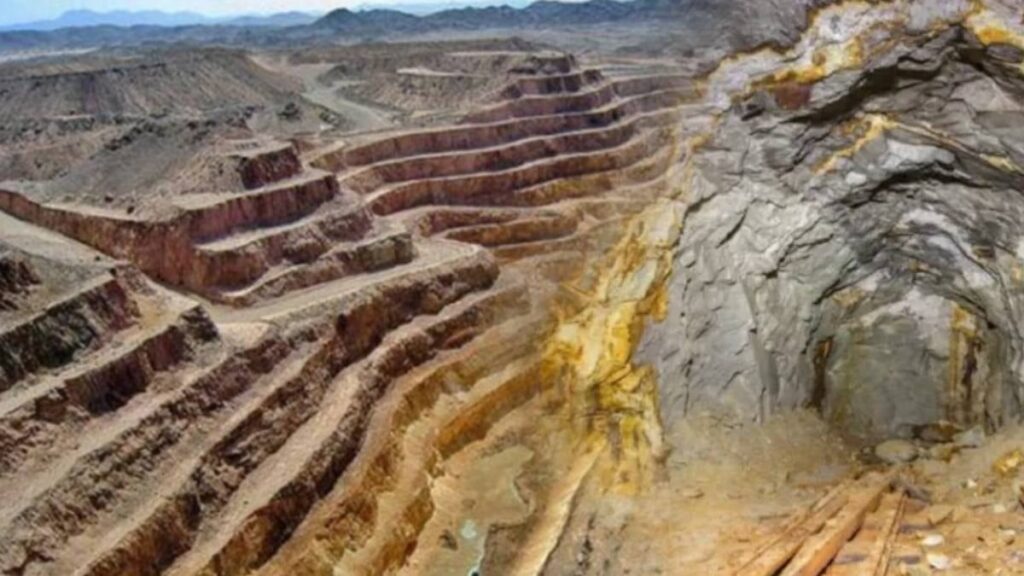 ABD bu bölgeye göz dikti: Yerin altı altın ve değerli madenle dolu: Külçe külçe çıkaracaklar