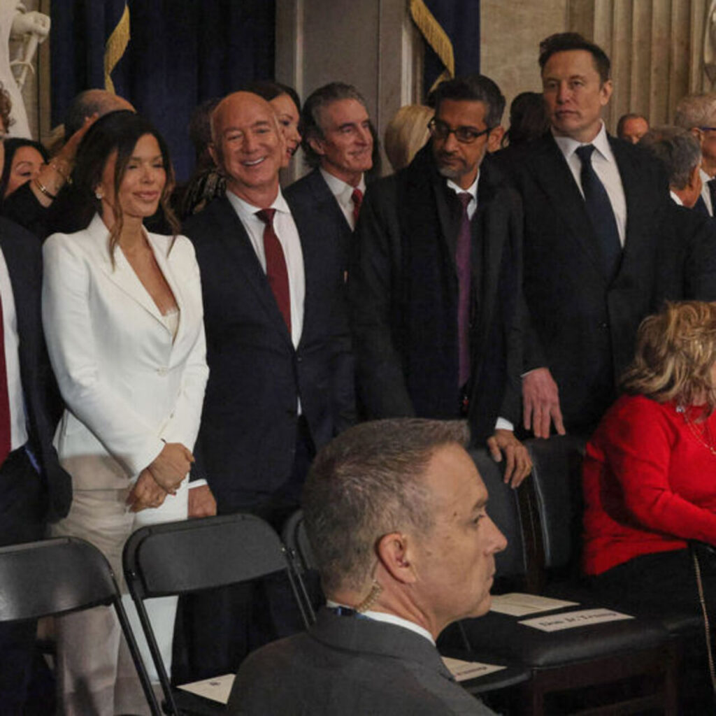 ABD’de 10 milyarderin serveti bir yılda 698 milyar dolar arttı