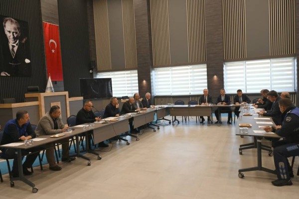 BURSA’NIN 17 İLÇESİNİN ZABITA MÜDÜRLERİ KARACABEY’DE BULUŞTU