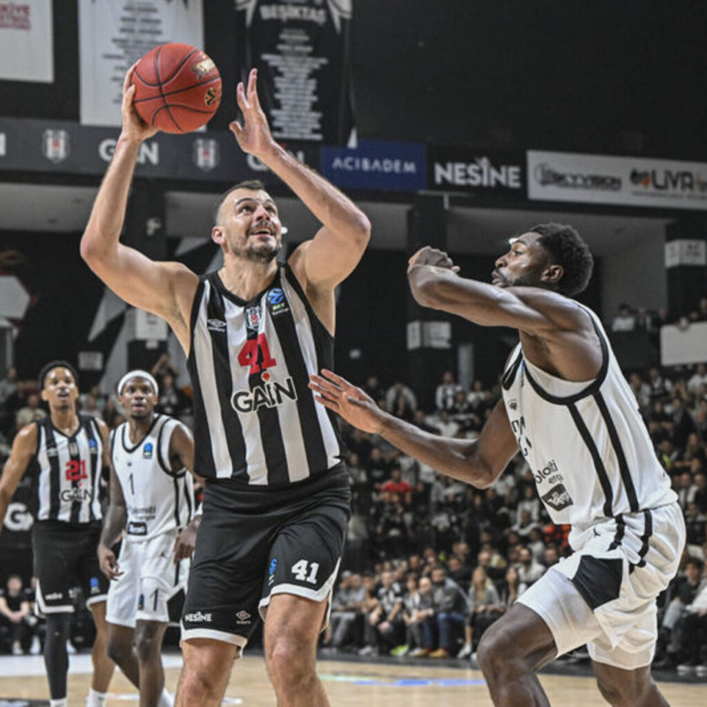 Beşiktaş GAİN, İtalyan ekibini devirdi!