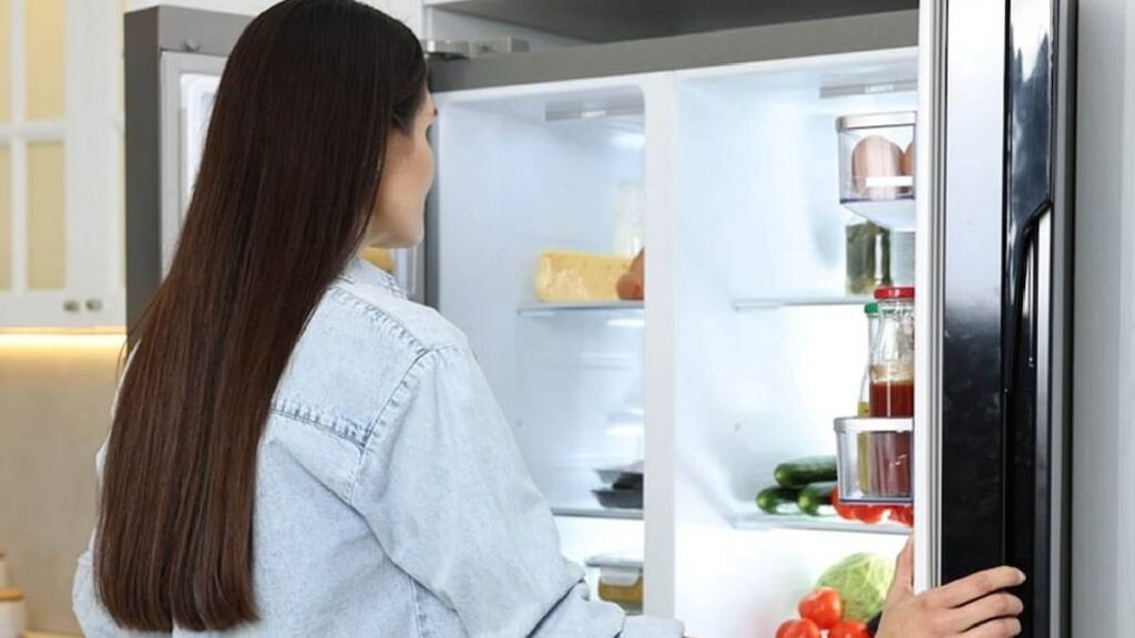 Bu yiyecekleri buzdolabına koyan hem cebinden hem de sağlığından olacak
