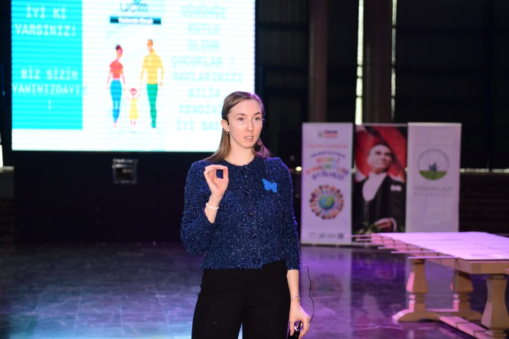 Osmangazi’de Çocuk Hakları Günü Renkli Pankartlarla Kutlandı