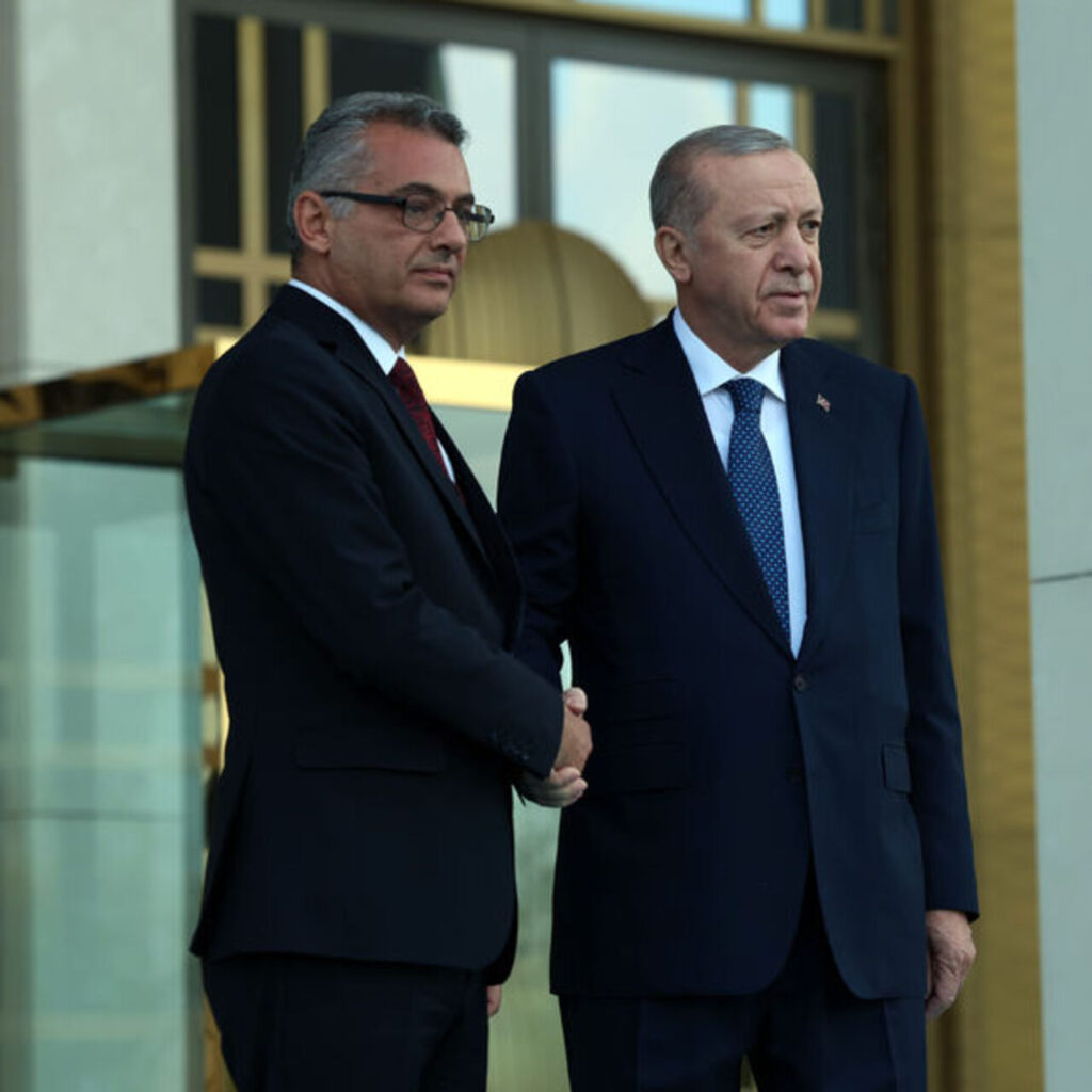 Cumhurbaşkanı Erdoğan Erhürman’la bir araya geldi