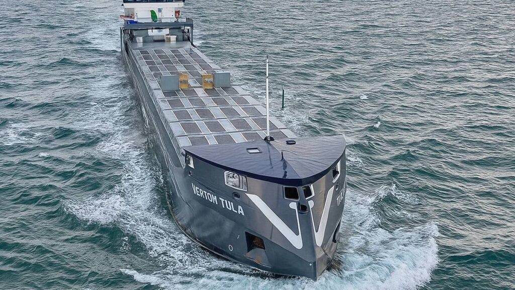 Devasa gemilerde güneş enerjisi santrali dönemi: Dünyada bir ilk oldu