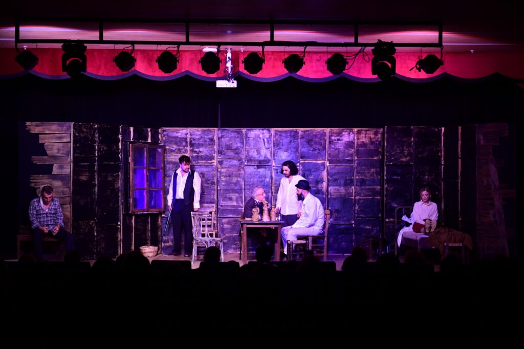 Osmangazi Belediyesi ‘Duvarların Ötesi’ni Sanatseverlerle Buluşturdu