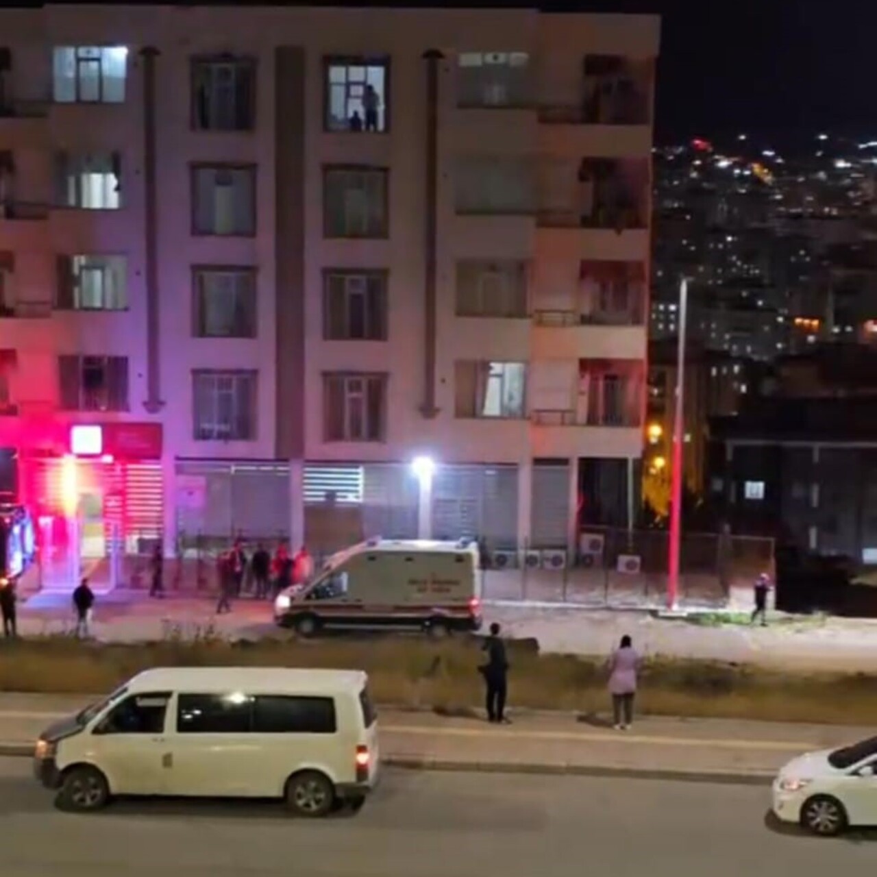 Engelli bakım merkezinde feci yangın! Otizmli Poyraz kahretti!