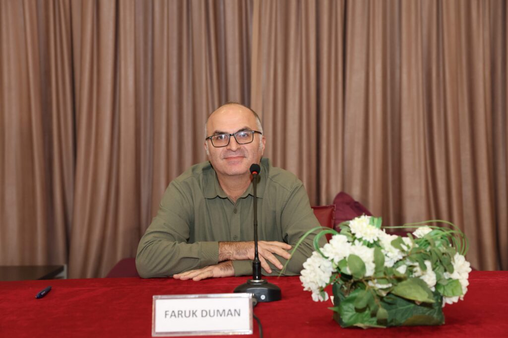 Faruk Duman, Nilüfer’de yazarlık serüvenini ve “Balıklarla İlgili Rivayet”i anlattı