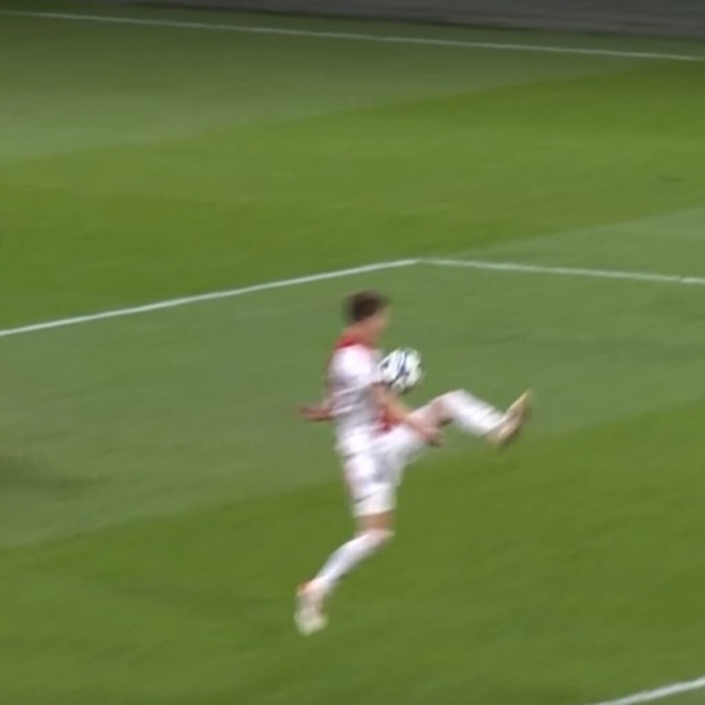 Galatasaray penaltı kazandı!