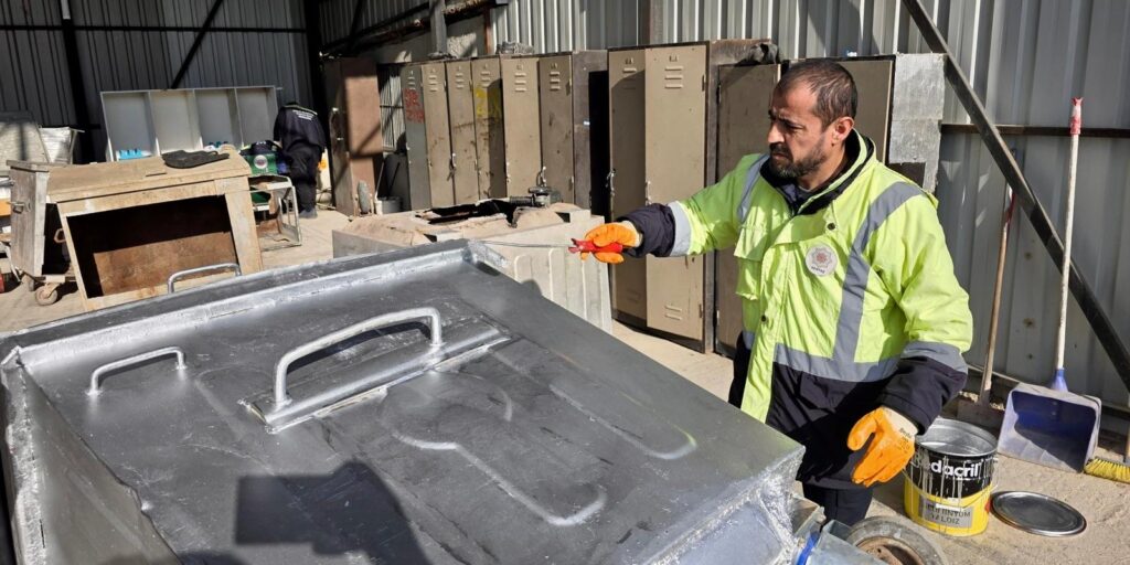Gemlik Belediyesi’nden Hem Temizlik Hem Tasarruf