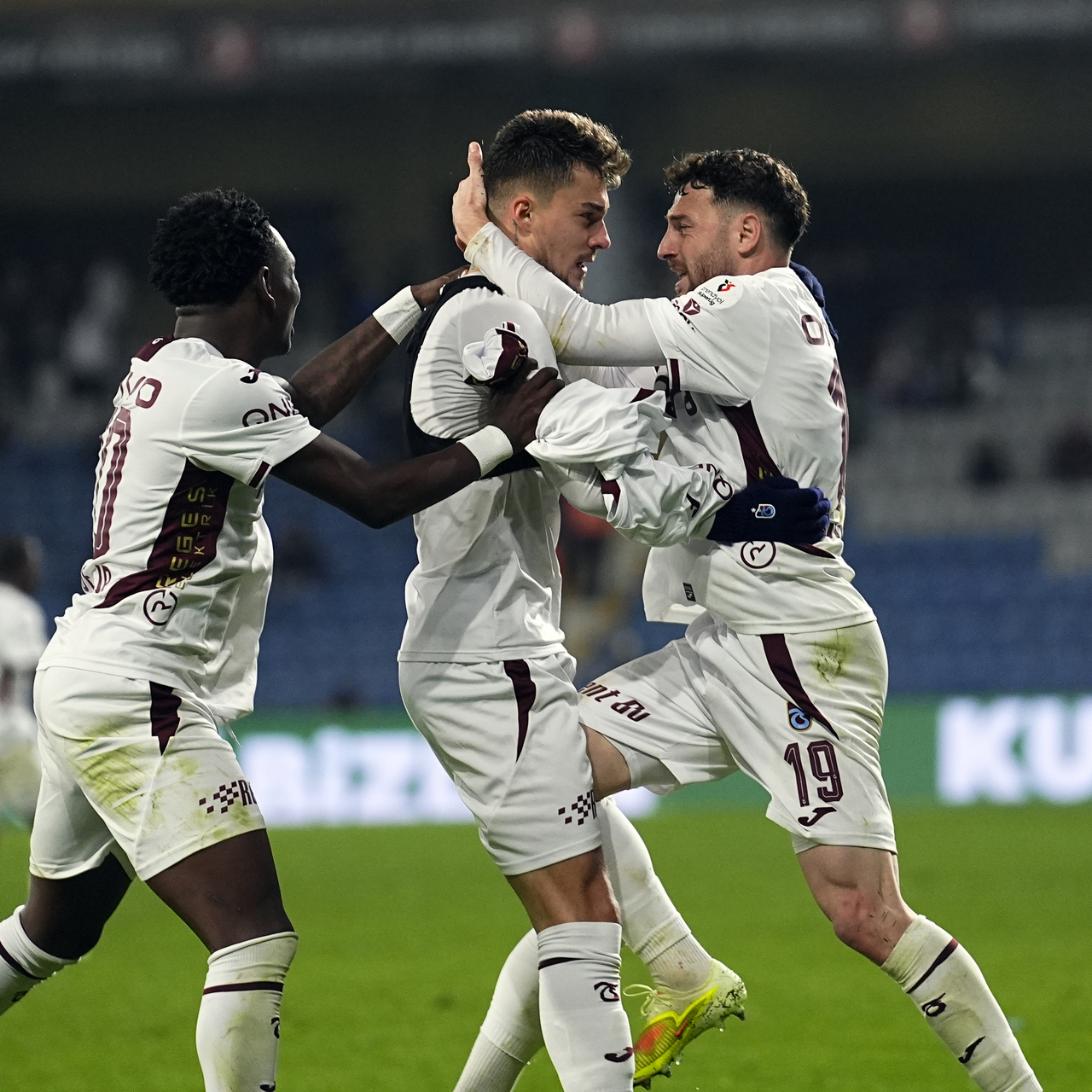 Geri dönüşün adı Trabzonspor!