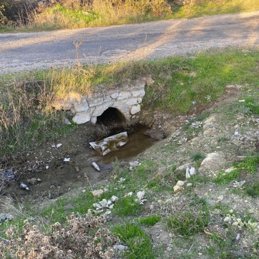 Göbek bağı daha kurumamış! Kız bebeğine ait… Bu nasıl vicdan?