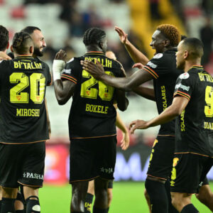 Göztepe, 2. yarıda geriden geldi!