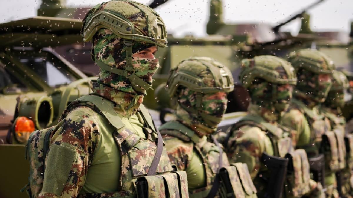 Haritada küçük, orduları büyük: İşte askeri gücüyle şaşırtan ülkeler