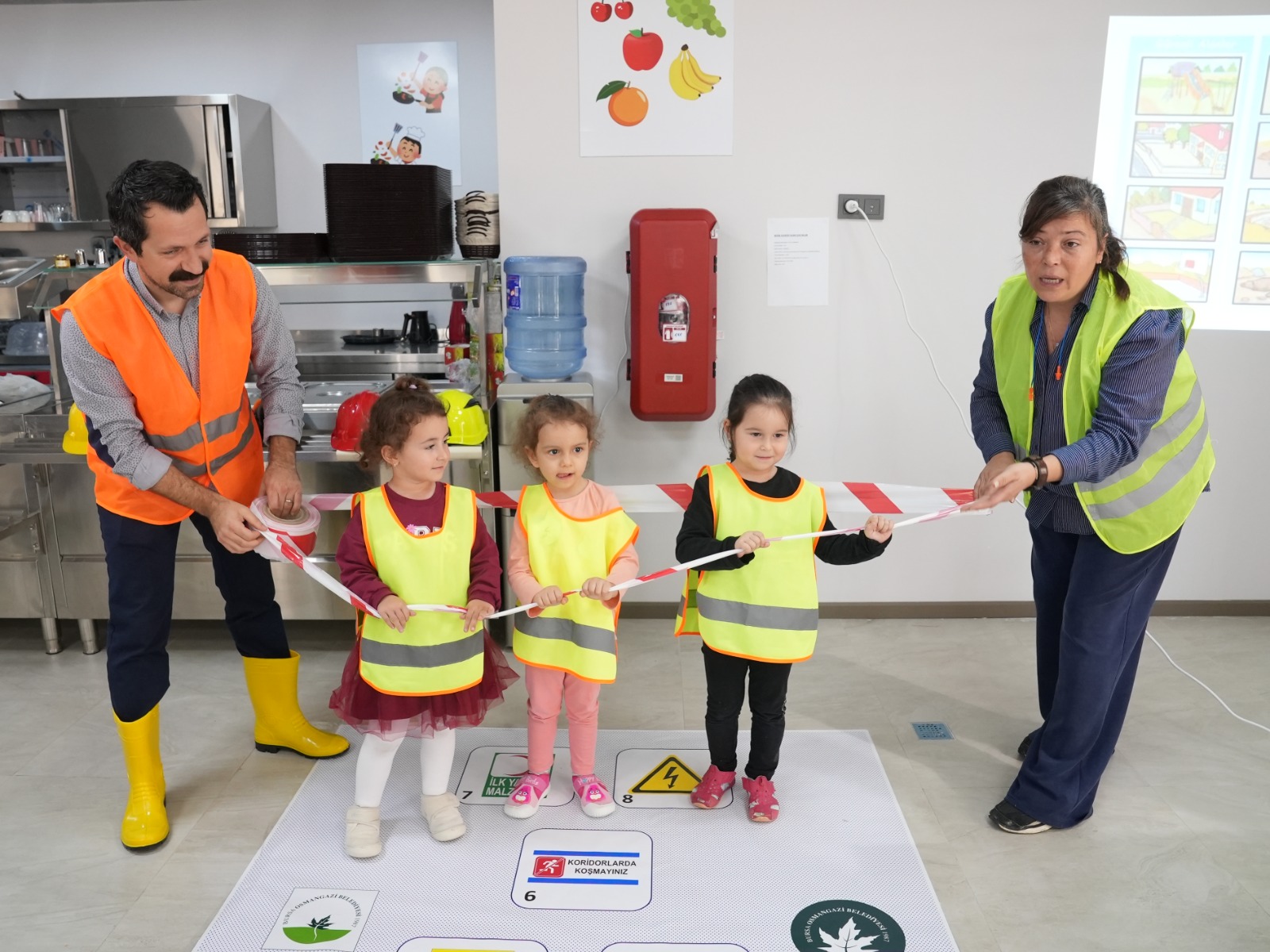 Osmangazi Kreşlerinde Miniklere İş Güvenliği Eğitimi