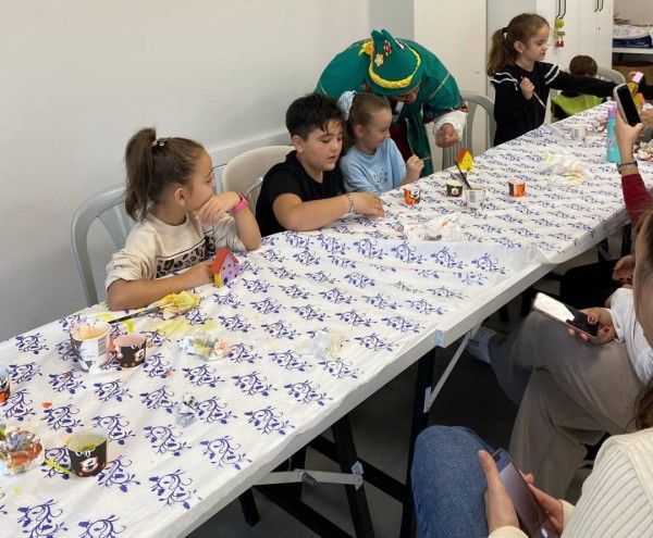 KARACABEY BELEDİYESİ’NDEN MİNİKLERE RENKLİ ARA TATİL ETKİNLİĞİ