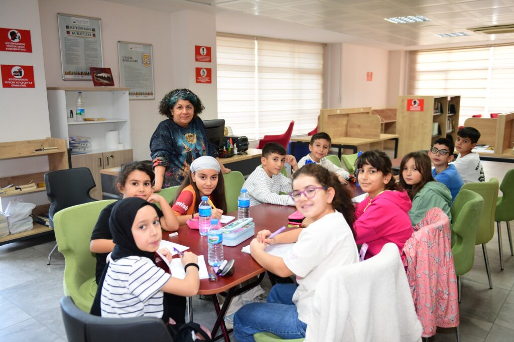 Küçük Yazarlar Atölyesi 1 Bursada Biz Bursa haber bursa haberi bursa haberleri Bursaspor