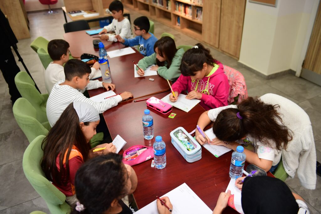 Küçük Yazarlar Atölyesi 4 Bursada Biz Bursa haber bursa haberi bursa haberleri Bursaspor