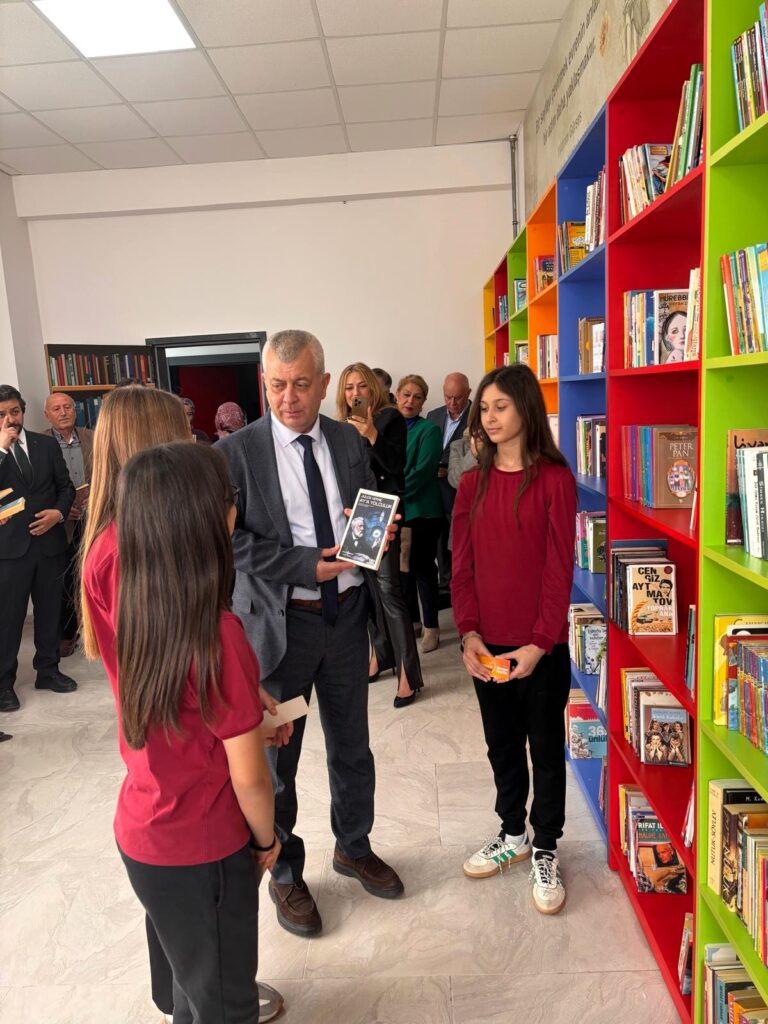 Kütüphane 4 Bursada Biz Bursa bursa haber bursa haberi bursa haberleri Bursa