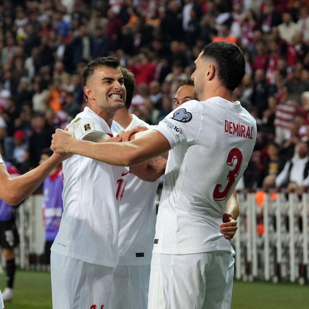 Milli Takım, play-off için sahada!