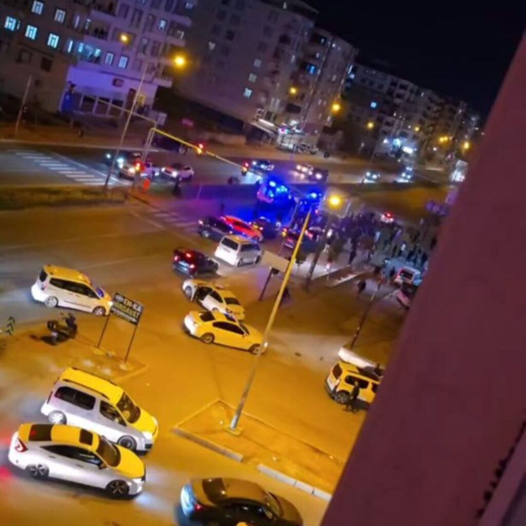 Motosikletin çarptığı genç kadın öldü