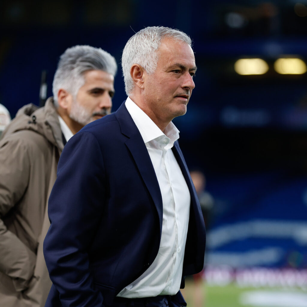 Mourinho’dan Benfica yönetimine flaş talep!