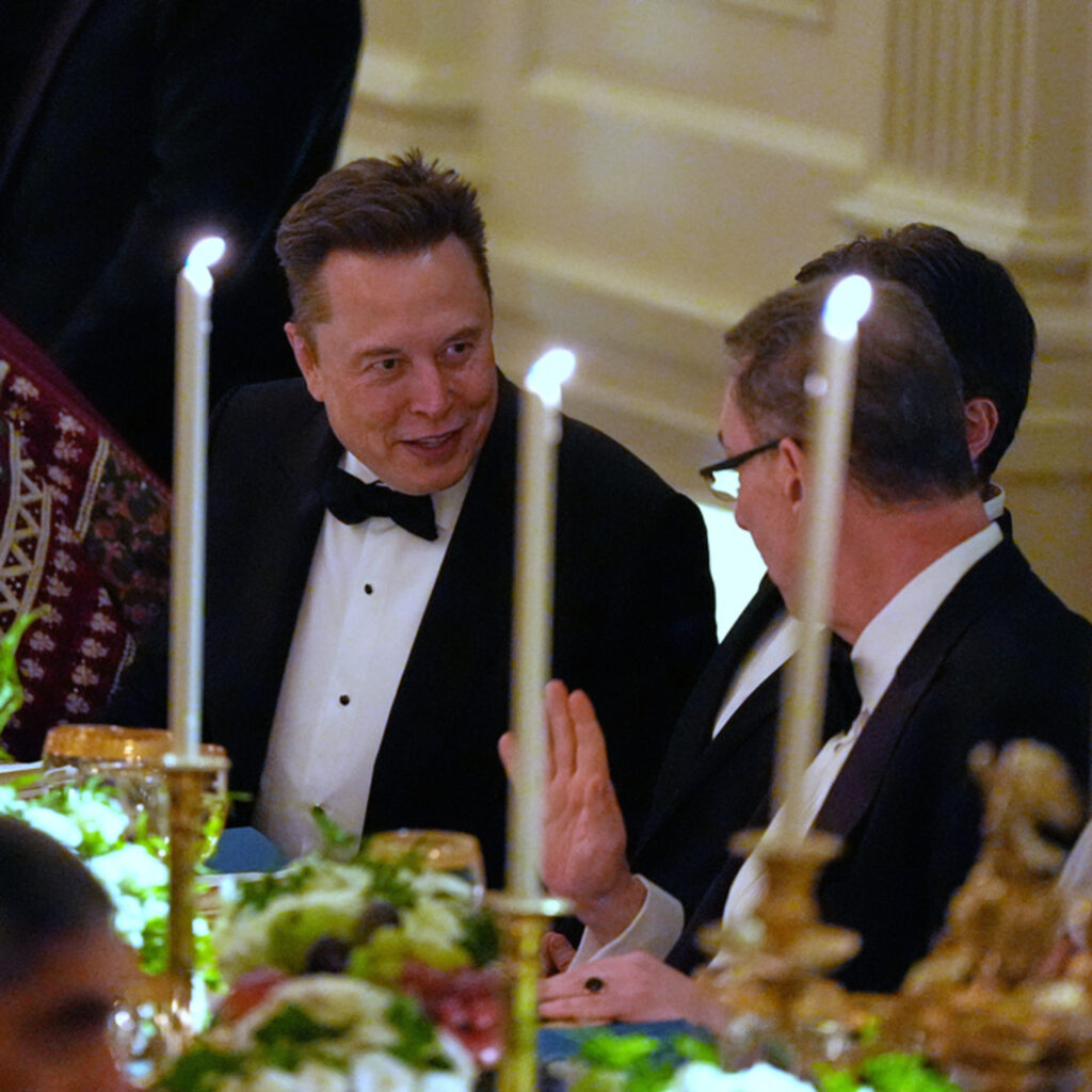 Musk uzun süre sonra Beyaz Saray’da