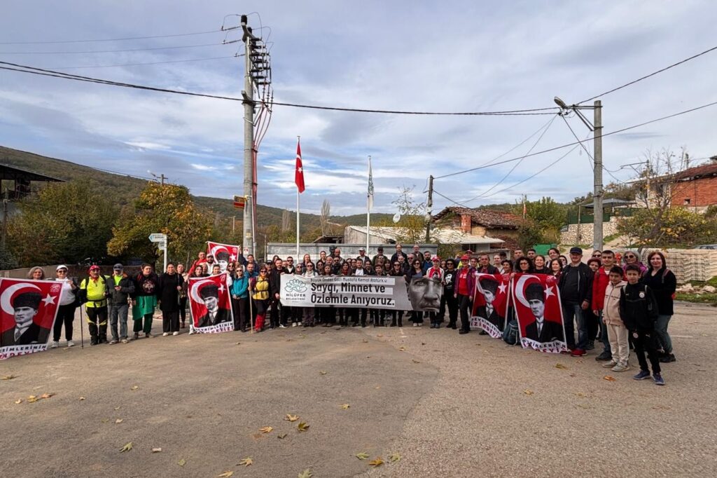 Nilüferliler, Ata’yı Mysia Yolları’nda andı