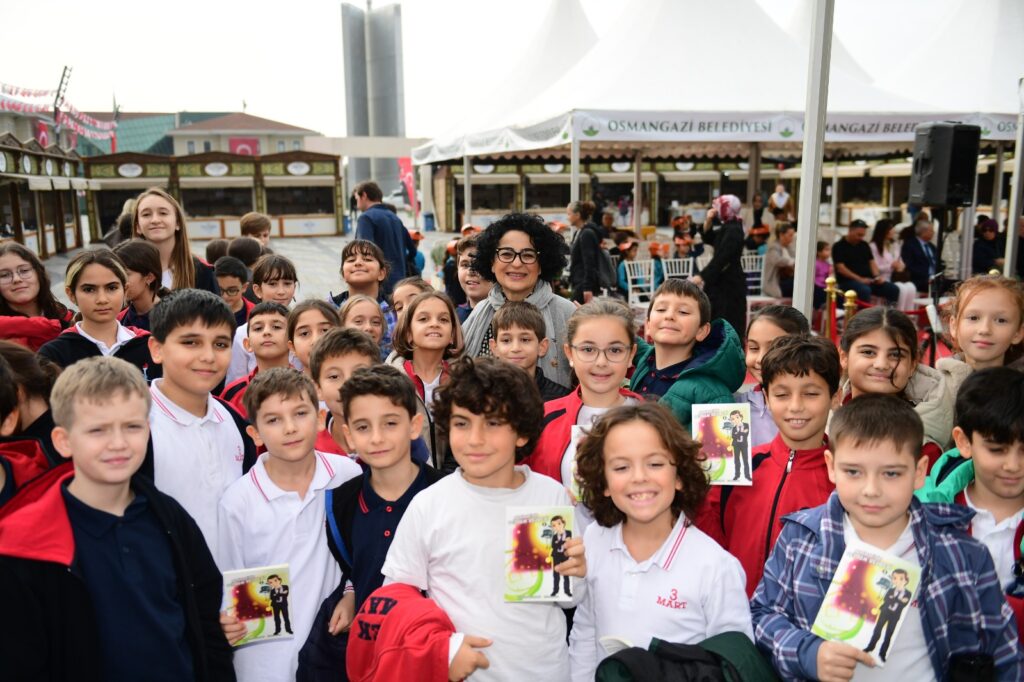 Osmangazi Kitap Fuarı 4 Bursada Biz Bursa haber bursa haberi bursa haberleri Bursaspor