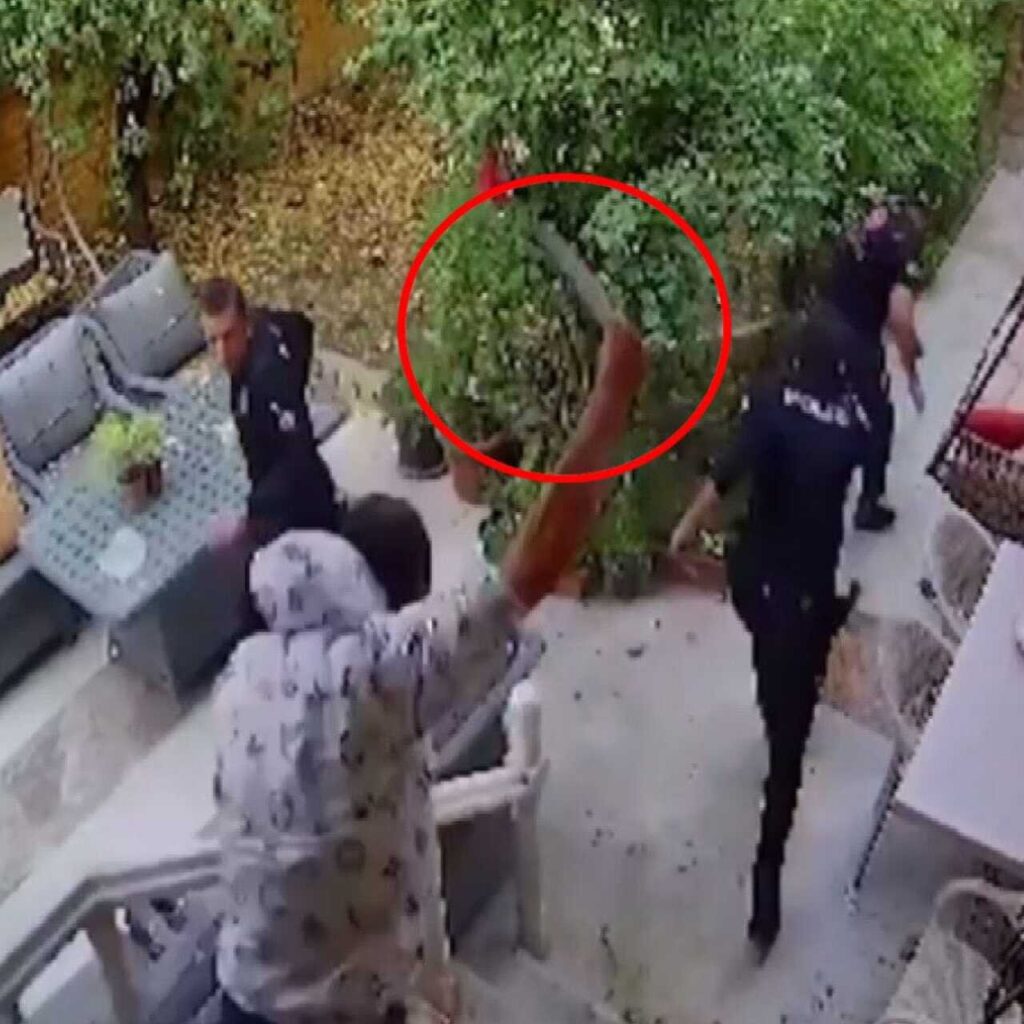 Polise 7 yerinden bıçaklayan sanığa 17 yıl hapis