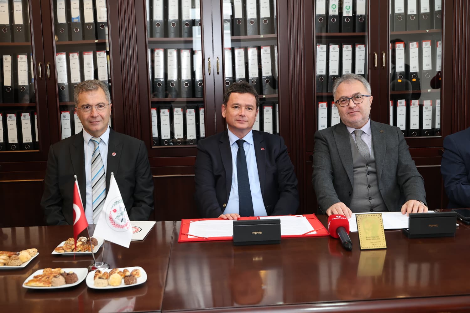 Osmangazi Belediyesi ve Bursa Barosu’ndan Şiddetle Mücadele Protokolü