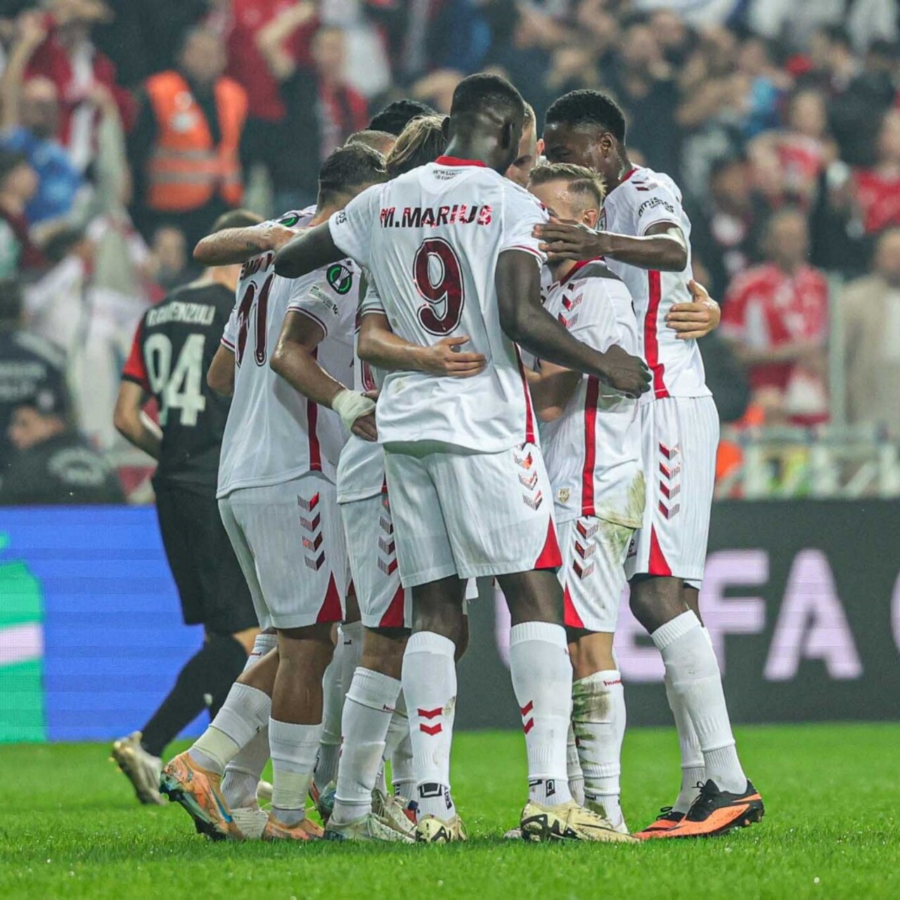 Samsunspor Avrupa’da doludizgin!
