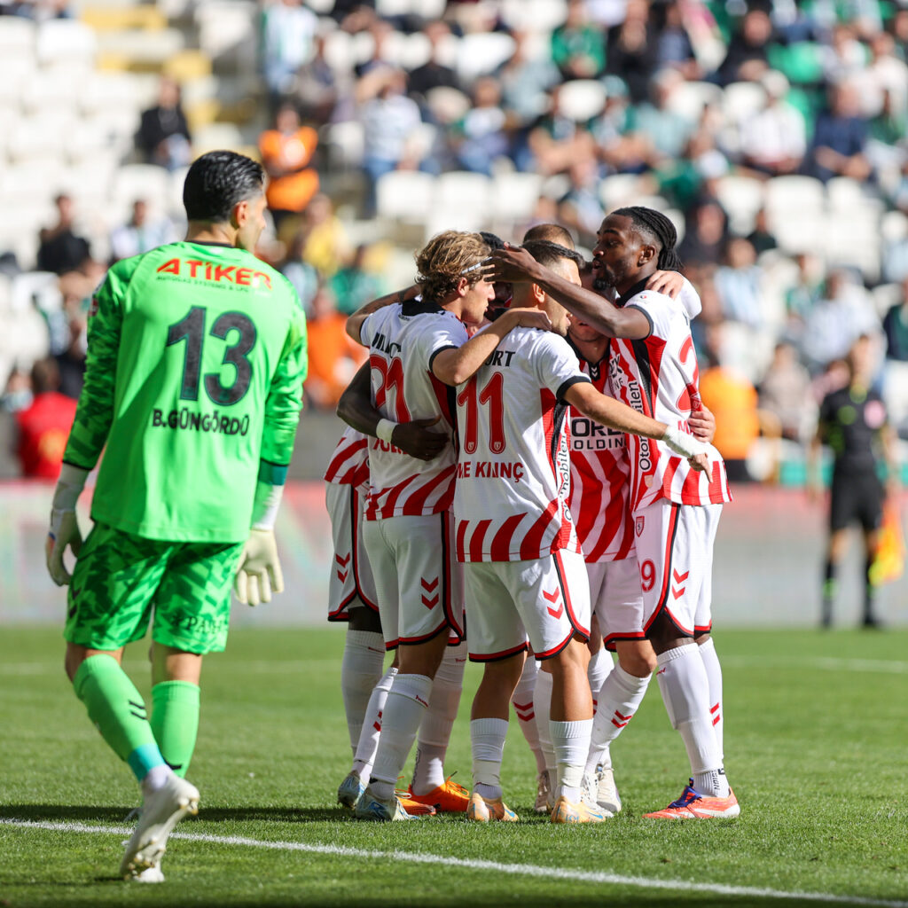 Samsunspor, Konya’da 3 golle galip!