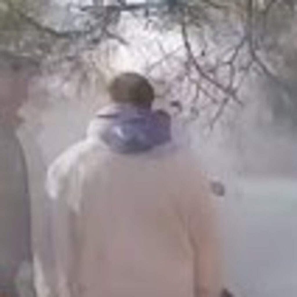 Tanktaki sütleri alevlere sıktı!