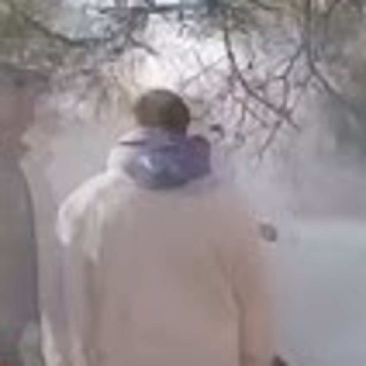 Tanktaki sütleri alevlere sıktı!