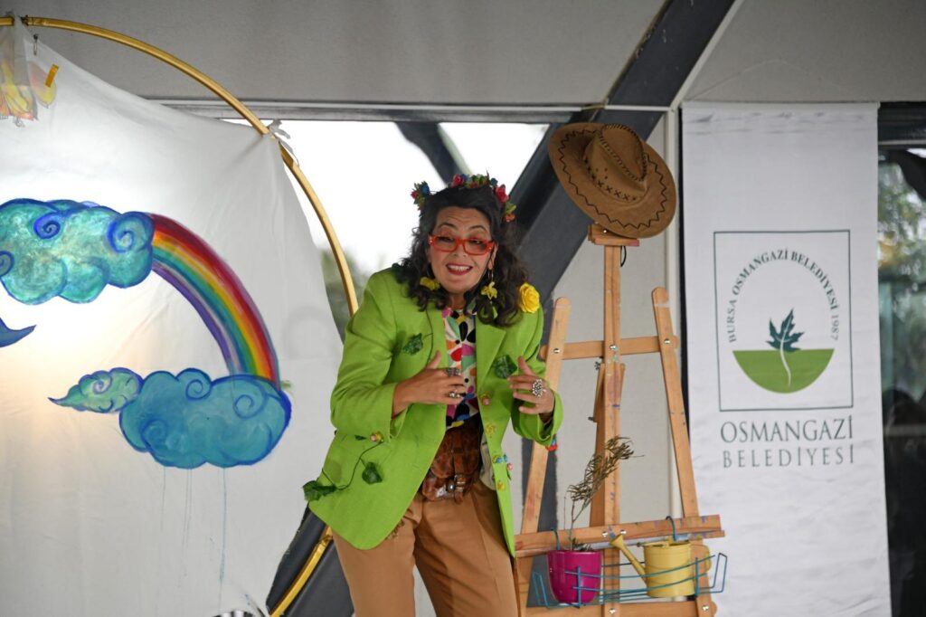 Tiyatro 4 Bursada Biz Bursa haber bursa haberi bursa haberleri Bursaspor