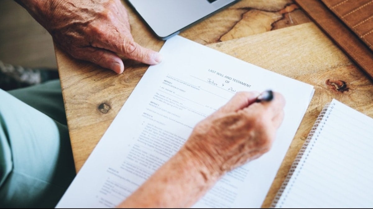 Torunlarına kızdı, dev mirası komşusuna bıraktı: Tek bir sebebi var!