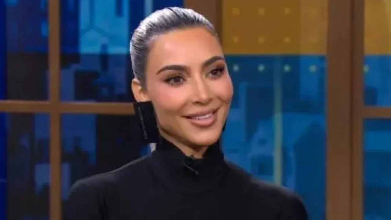 Ünlü isim ”Ay’a hiç gidilmedi” dedi: NASA dalga geçerek cevap verdi!